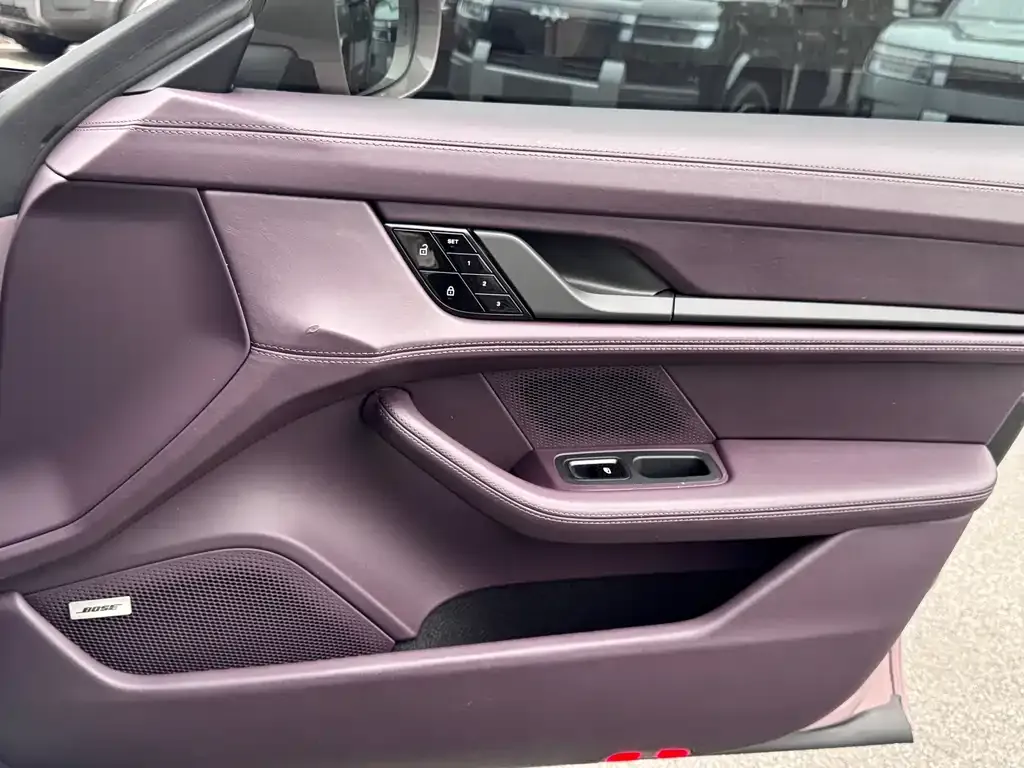 Porsche Taycan 2021 из CN, фото 2