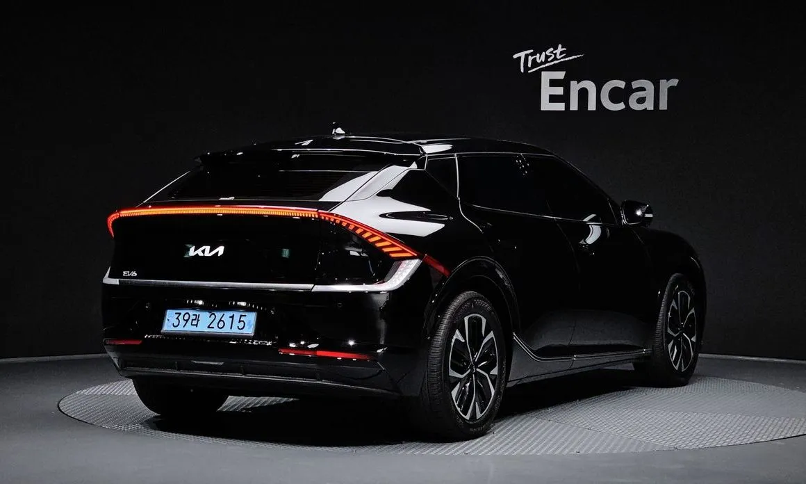 Kia EV6 — фото 5