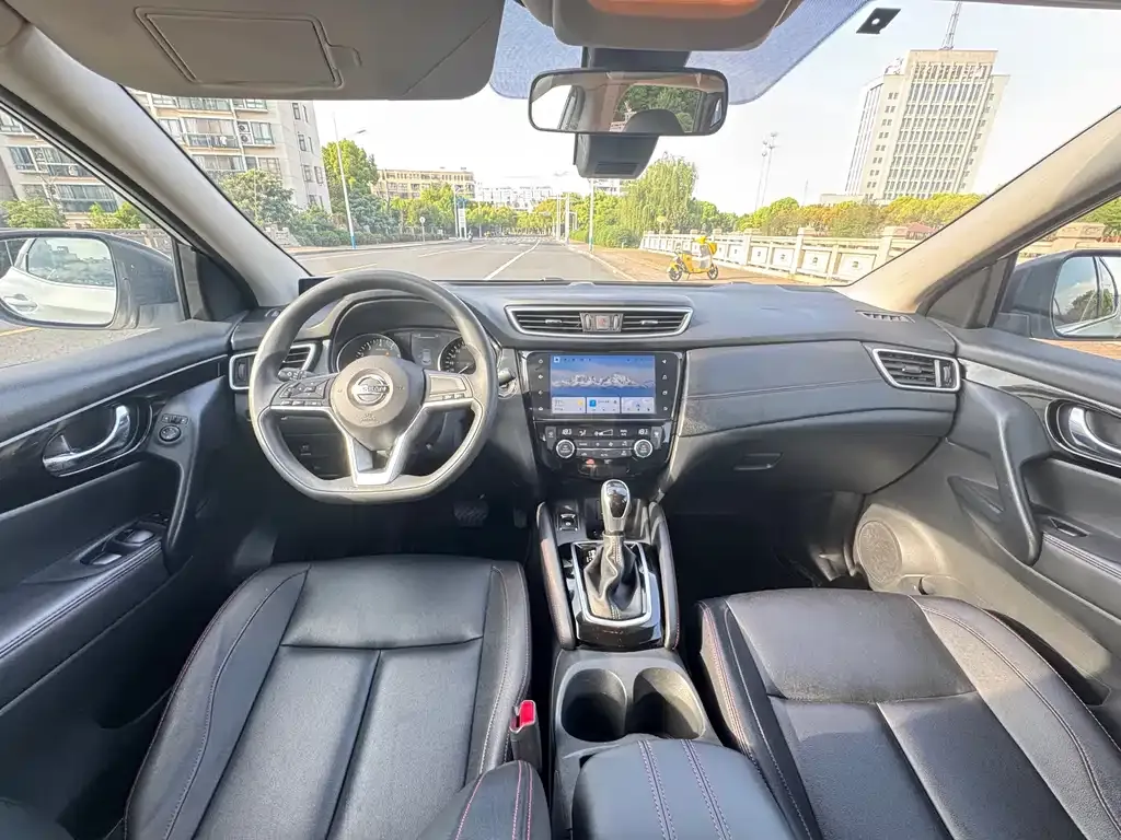Nissan Qashqai — фото 5
