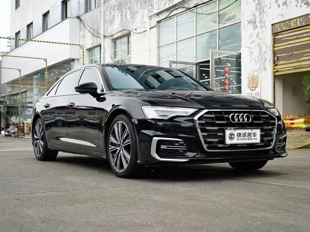 Audi A6L — фото 9
