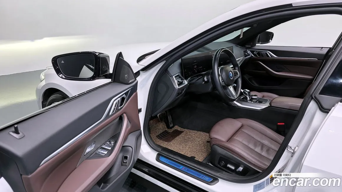 BMW i4 2023 из KR, фото 8