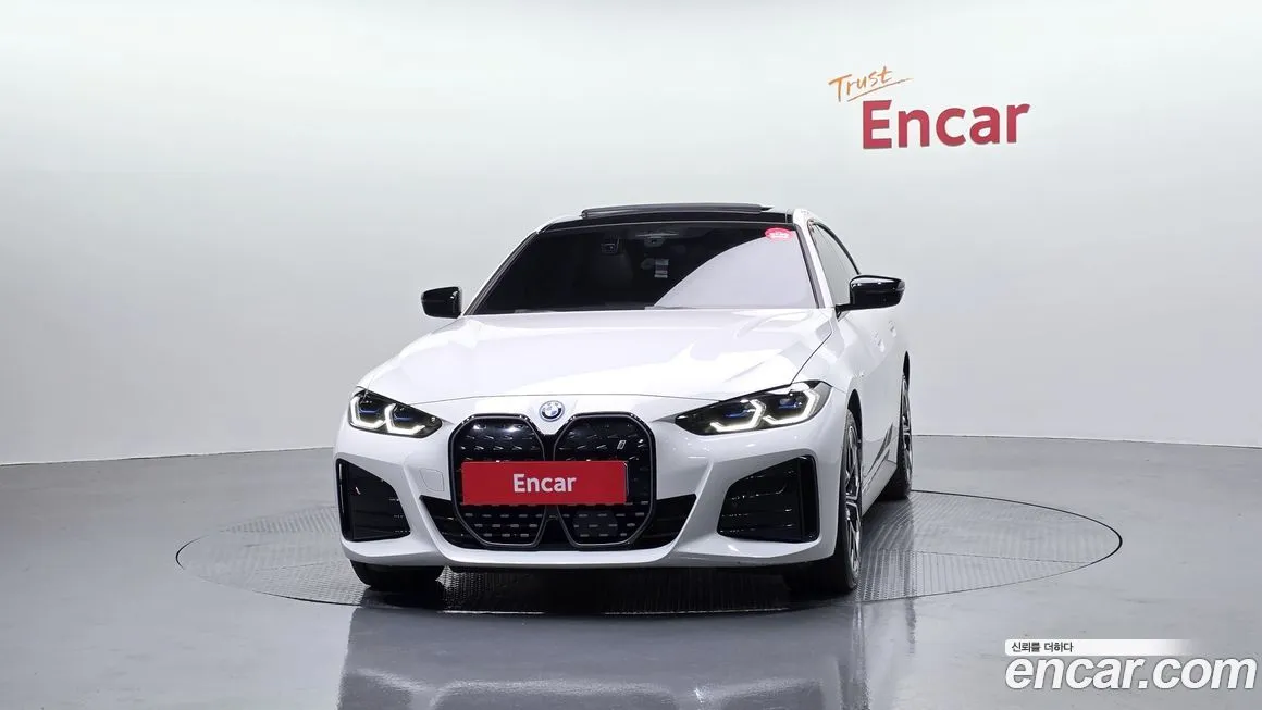 BMW i4 2023 из KR, фото 3