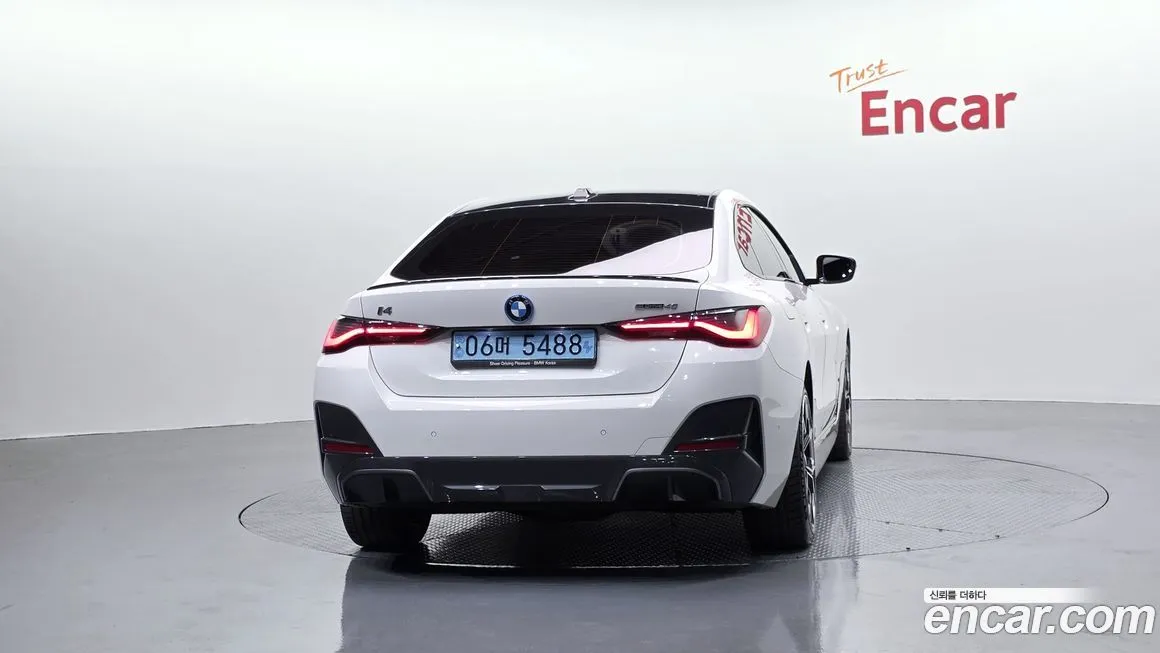 BMW i4 2023 из KR, фото 7