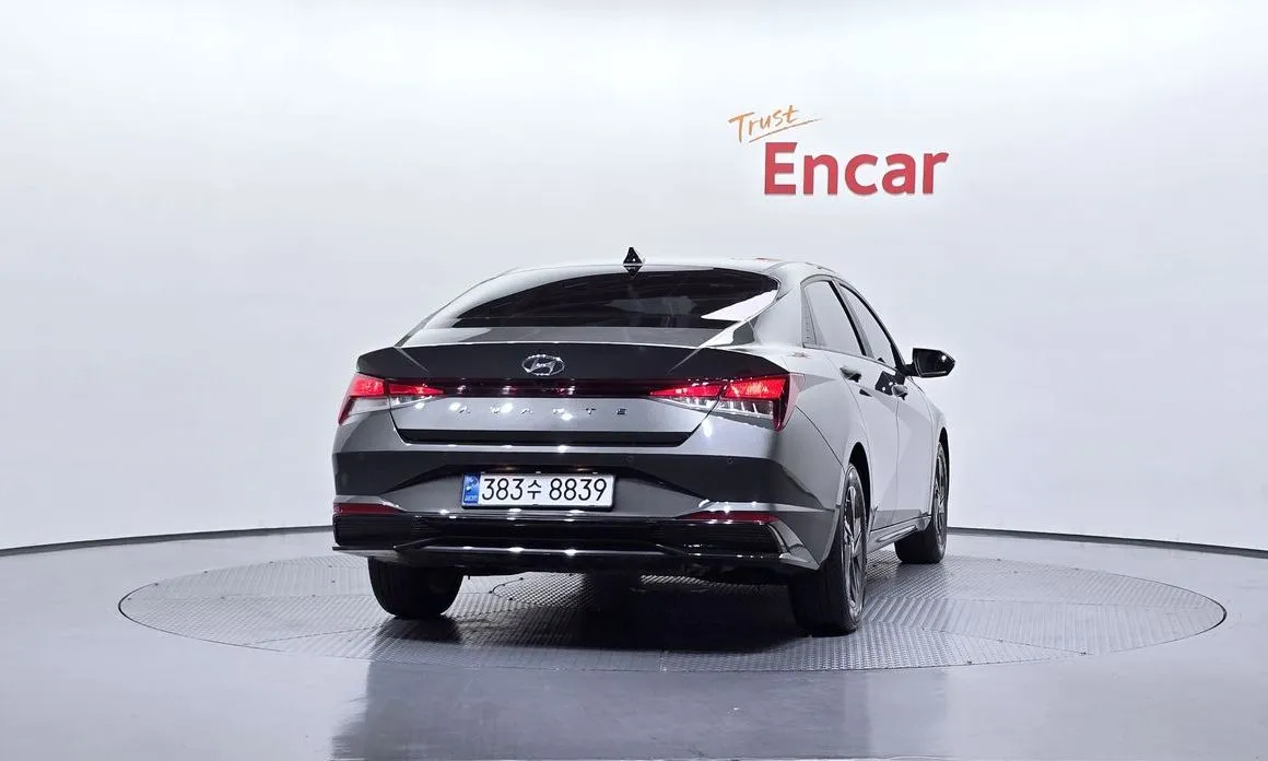 Hyundai AVANTE 2021 из KR, фото 2