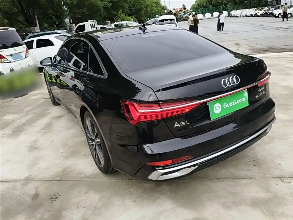 Audi A6L — фото 6