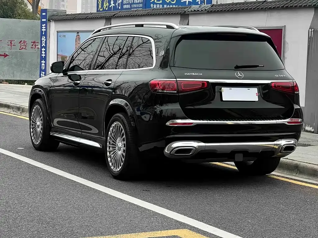 Mercedes-Benz GLS — фото 9