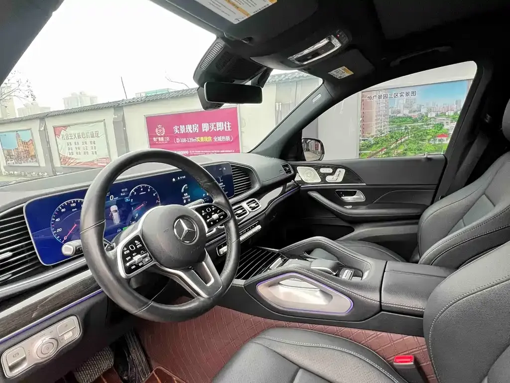 Mercedes-Benz GLS — фото 5