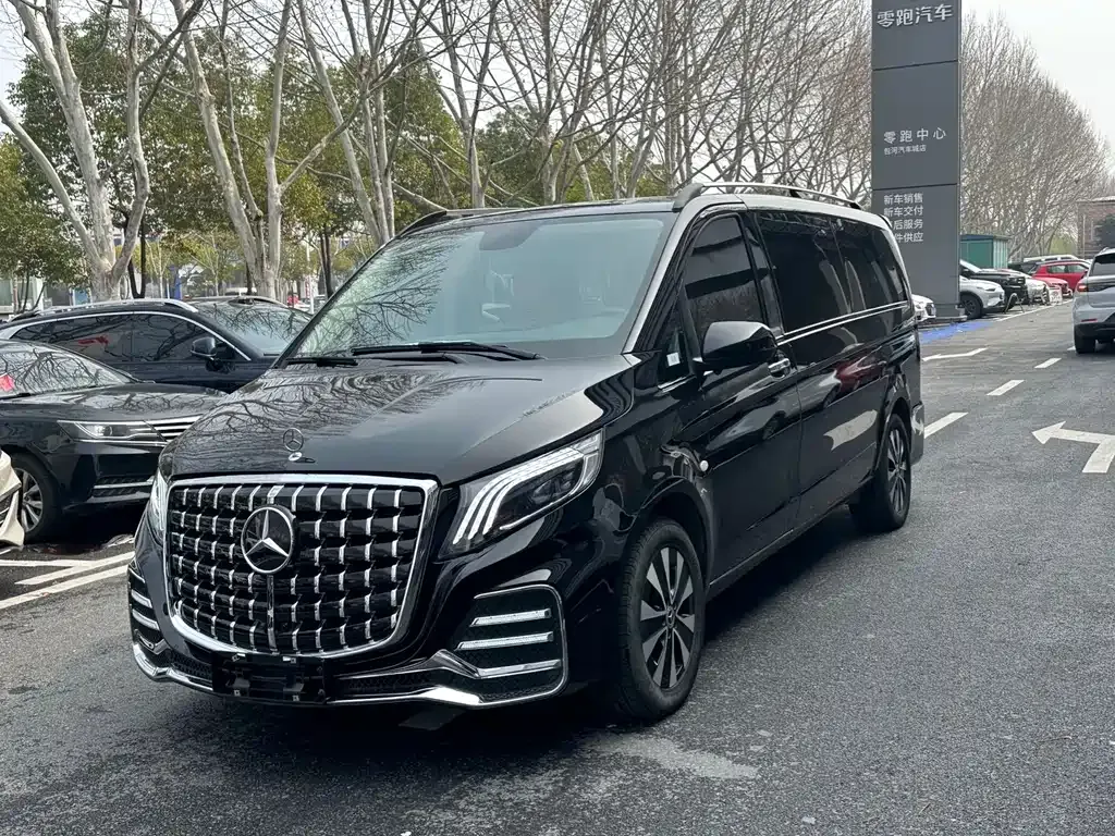 Mercedes-Benz Vito — фото 1