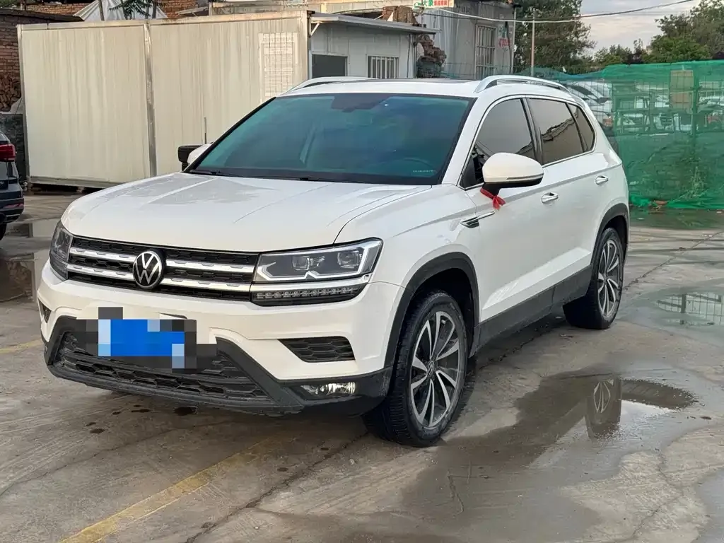 Volkswagen Tharu — фото 1