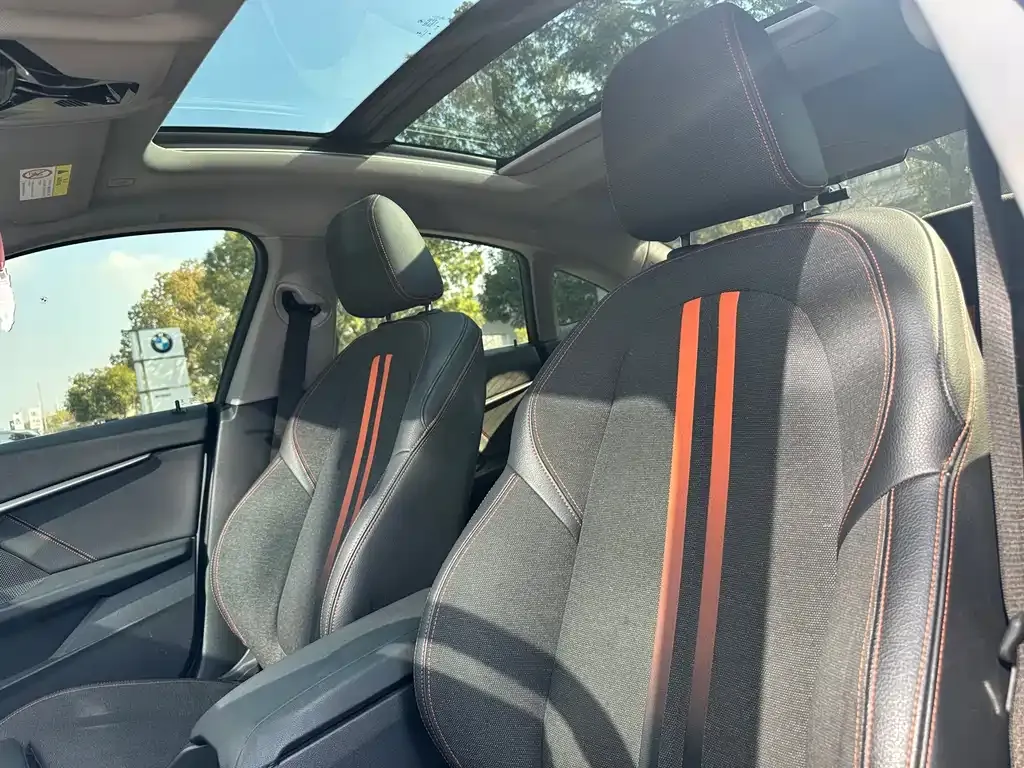 BMW 2 Series (Import) 2023 из CN, фото 4