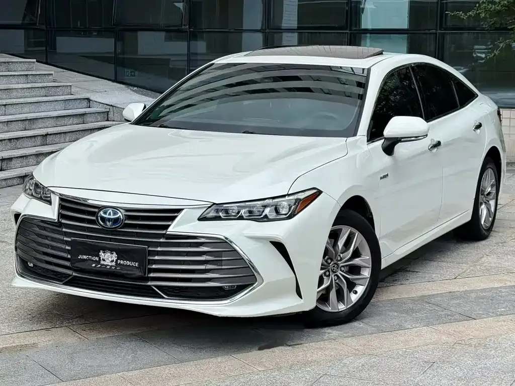 Toyota Avalon — фото 4