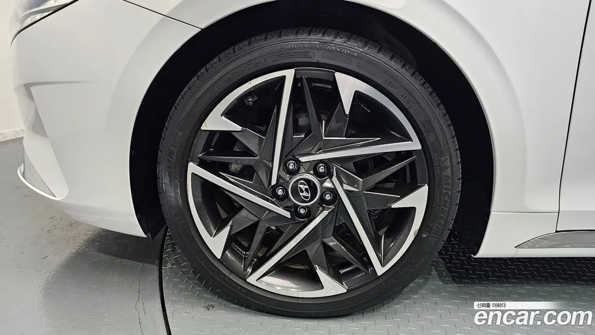 Hyundai Grandeur 2023 из KR, фото 4