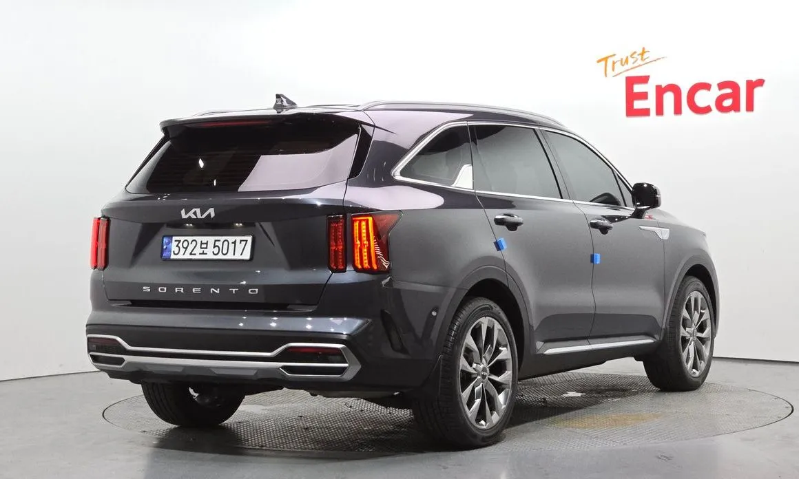 Kia Sorento — фото 6