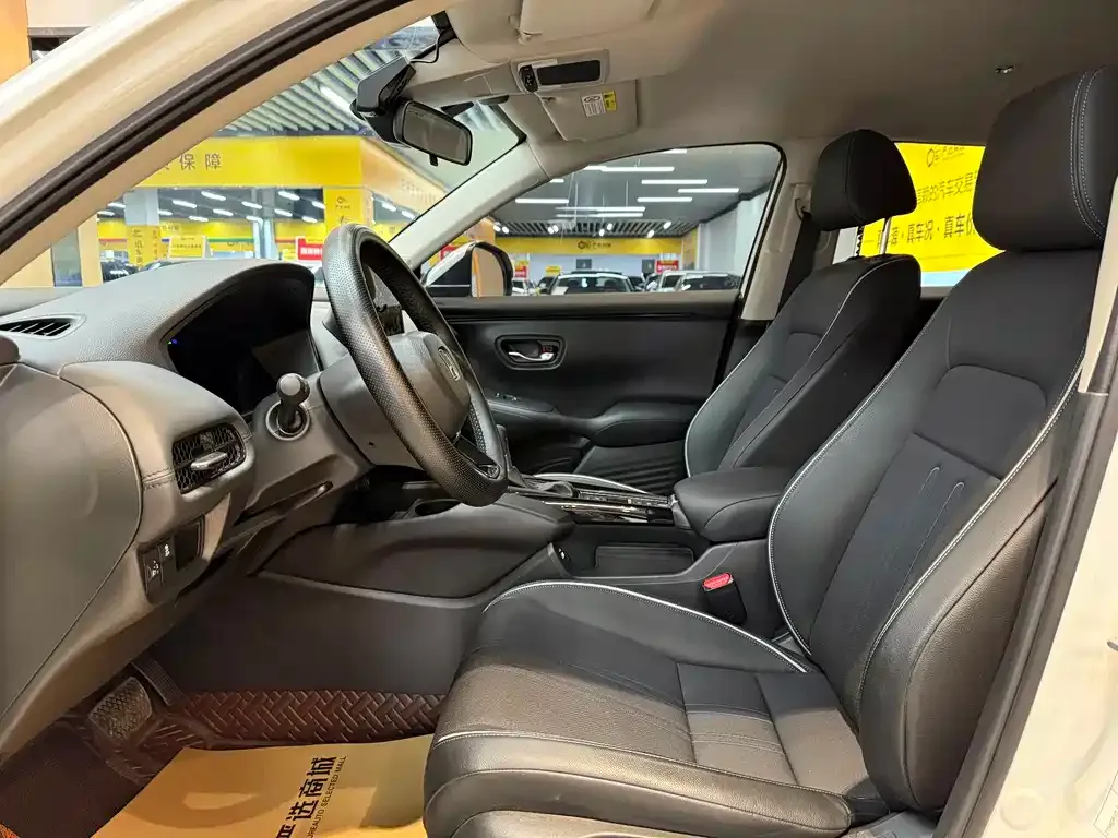 Honda HR-V 2023 из CN, фото 7