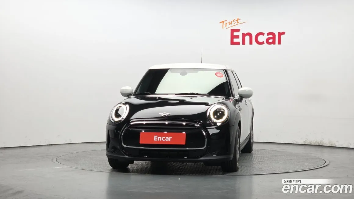 Mini Cooper 2023 из KR, фото 8