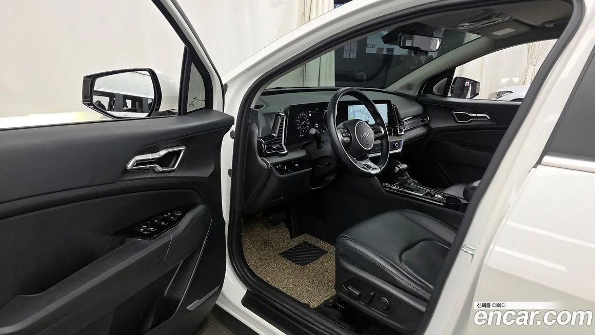 Kia Sportage — фото 9