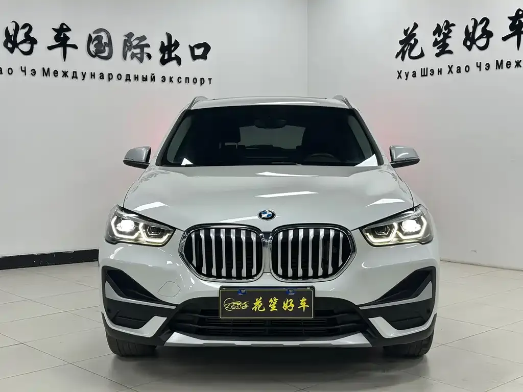 BMW X1 — фото 10