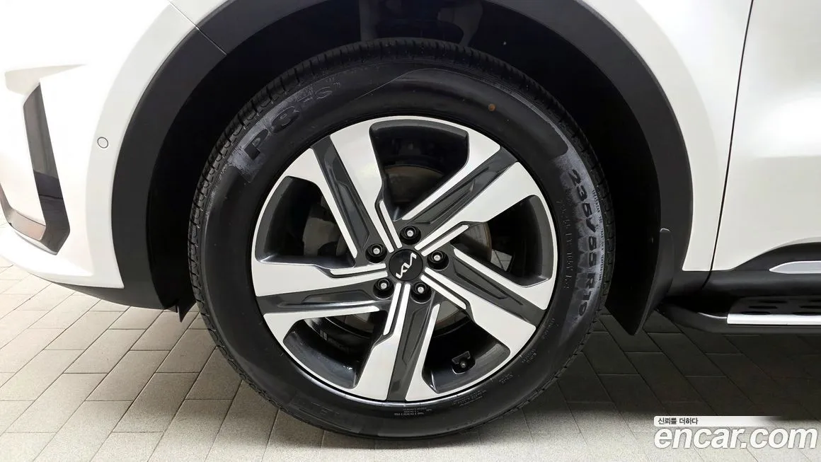 Kia Sorento — фото 10