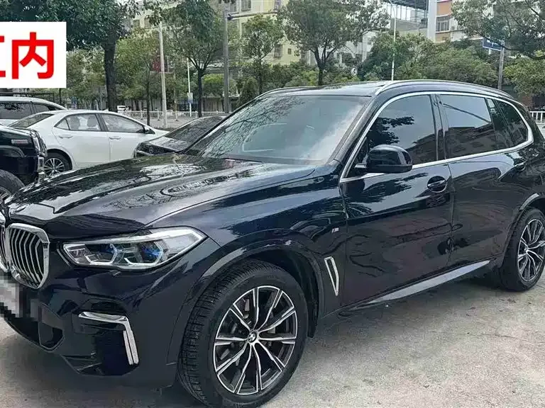 BMW X5 — фото 1