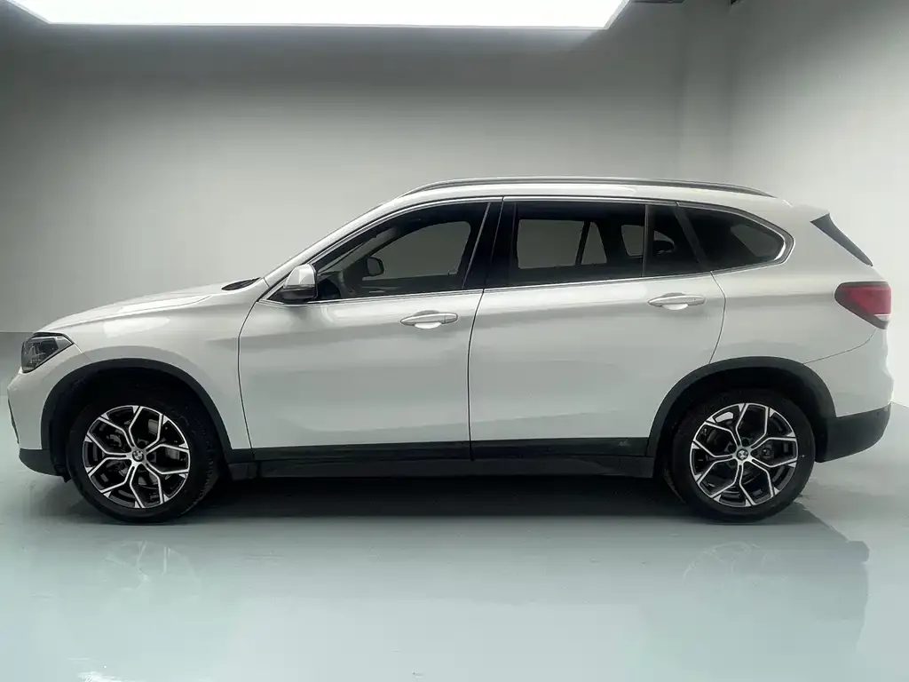 BMW X1 — фото 3