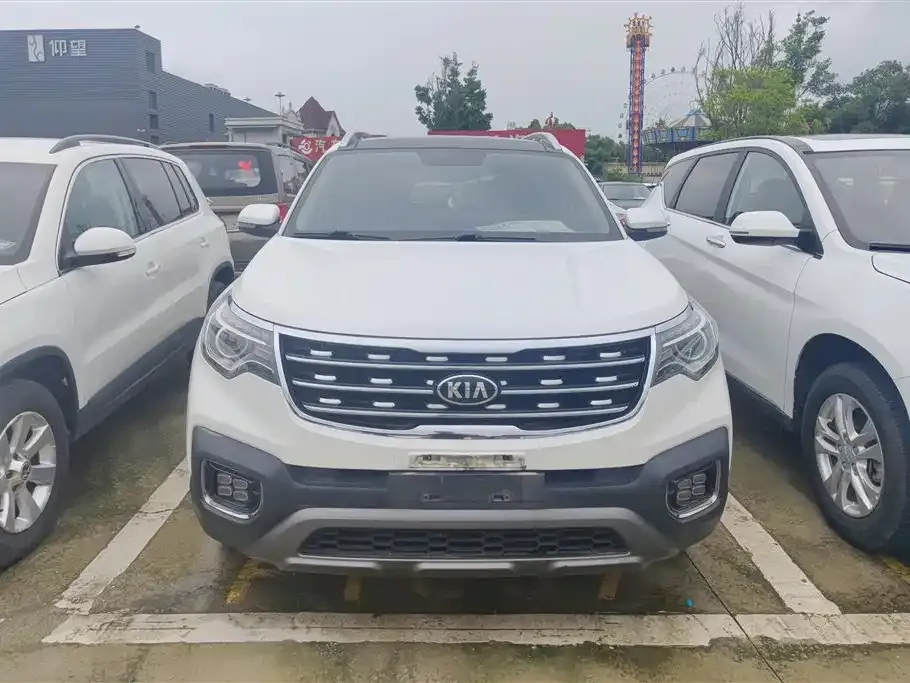 Kia Sportage — фото 6