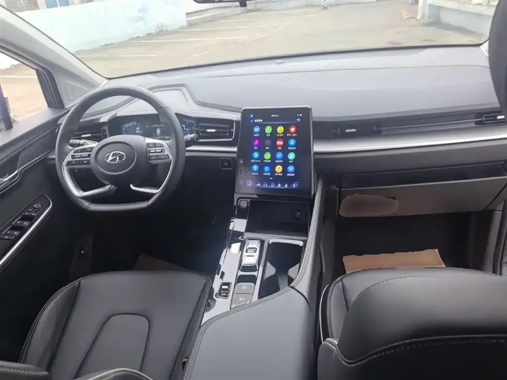 Hyundai Custo — фото 3