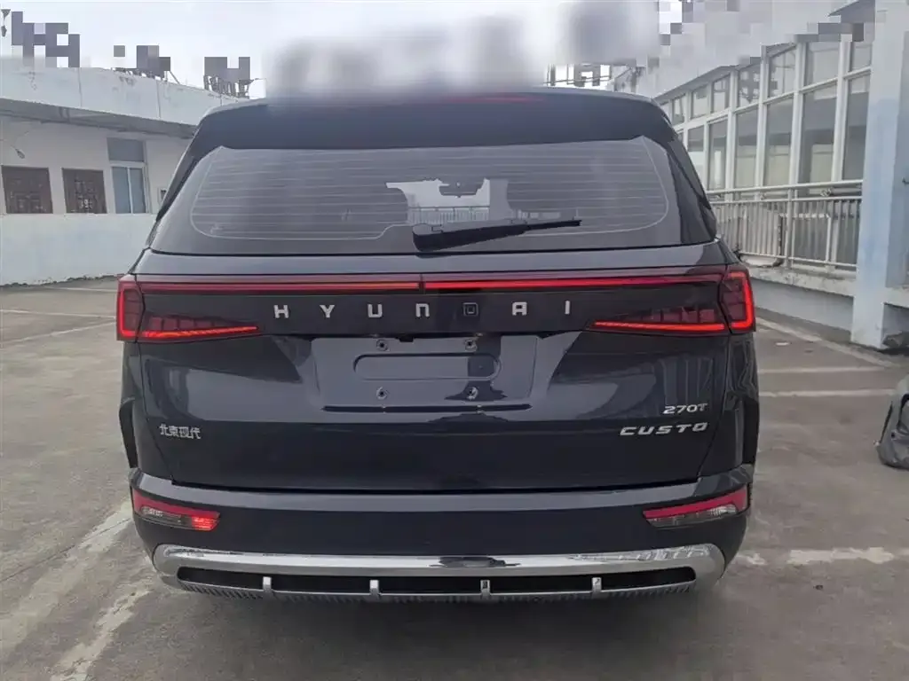 Hyundai Custo — фото 9