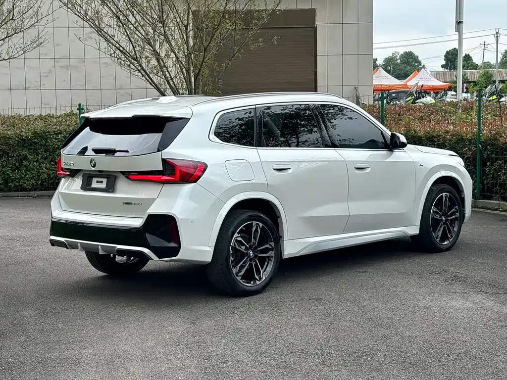 BMW X1 — фото 4