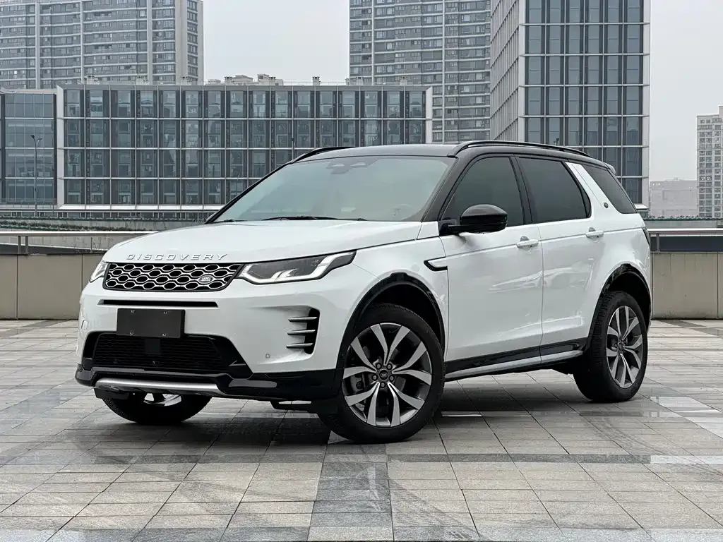 Land Rover Discovery Sport — фото 1