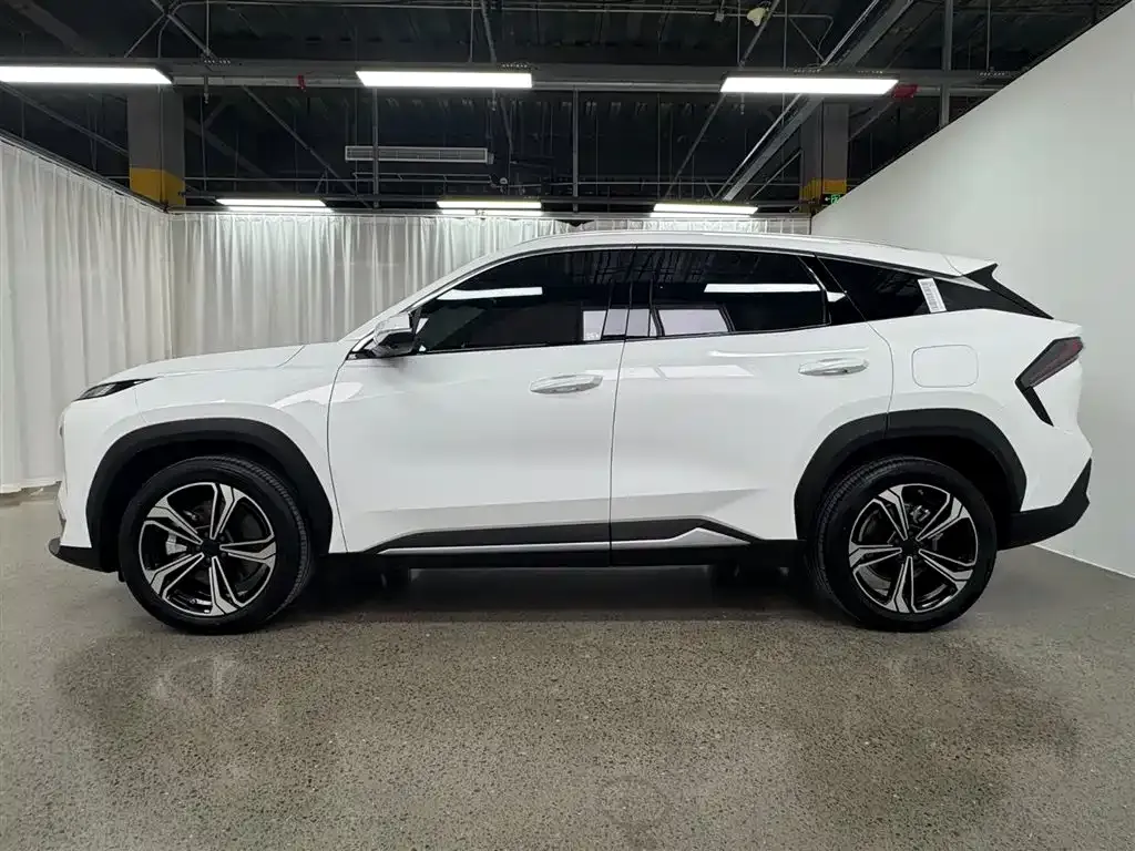 Geely Galaxy L7 — фото 10
