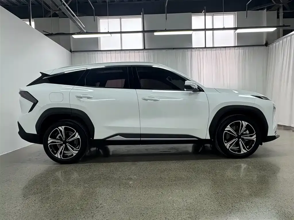 Geely Galaxy L7 — фото 7