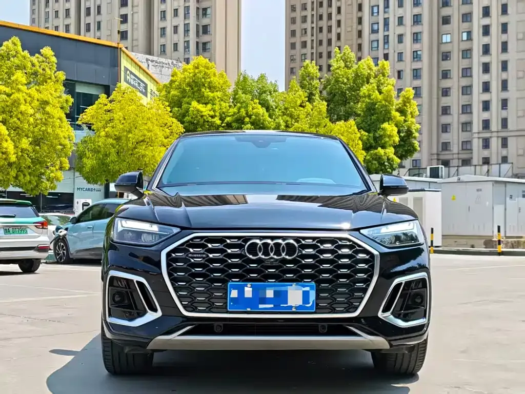 Audi Q5L Sportback 2023 из CN, фото 8