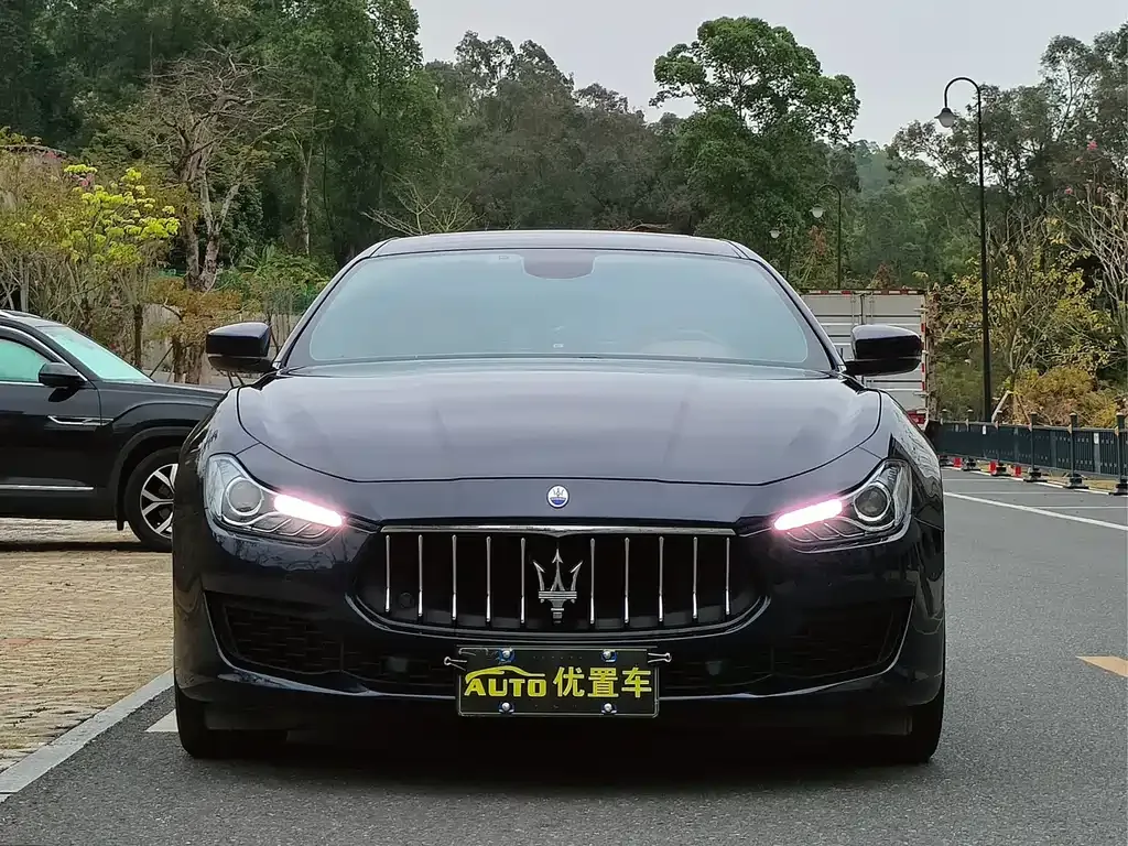 Maserati Ghibli — фото 10