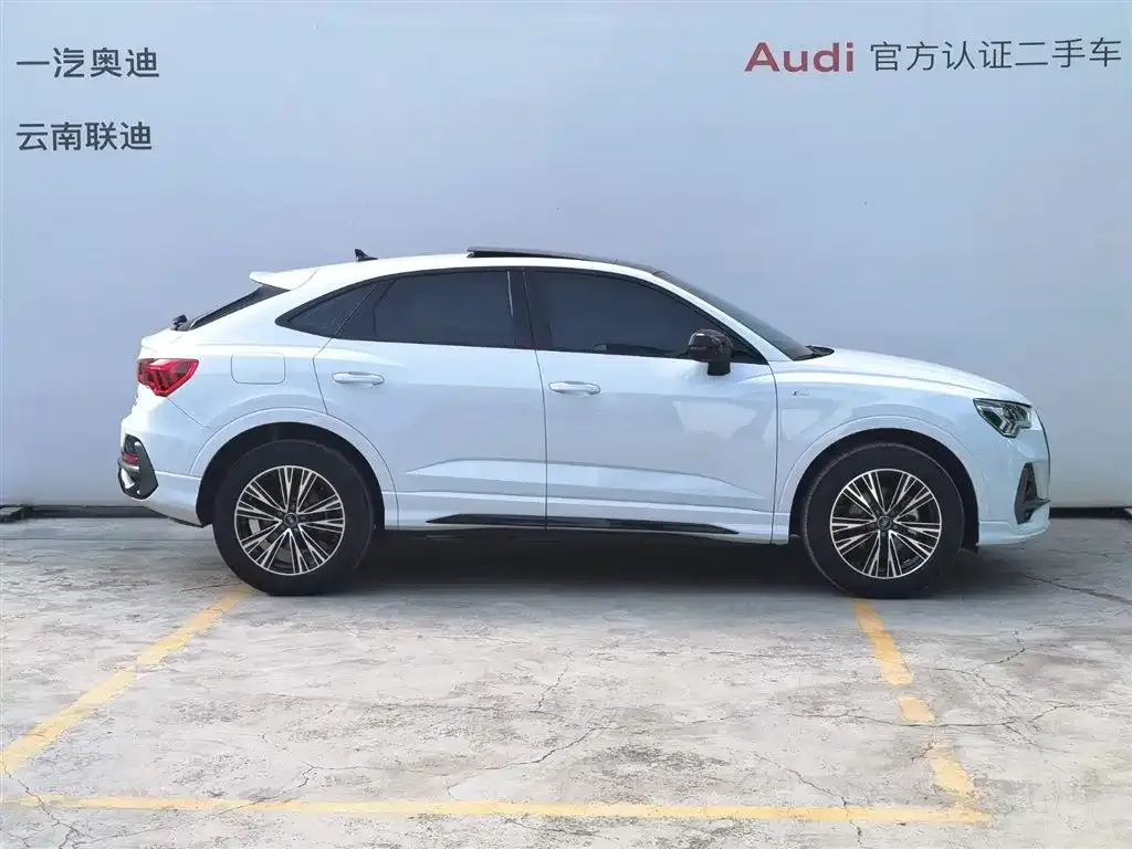 Audi Q3 Sportback 2024 из CN, фото 2