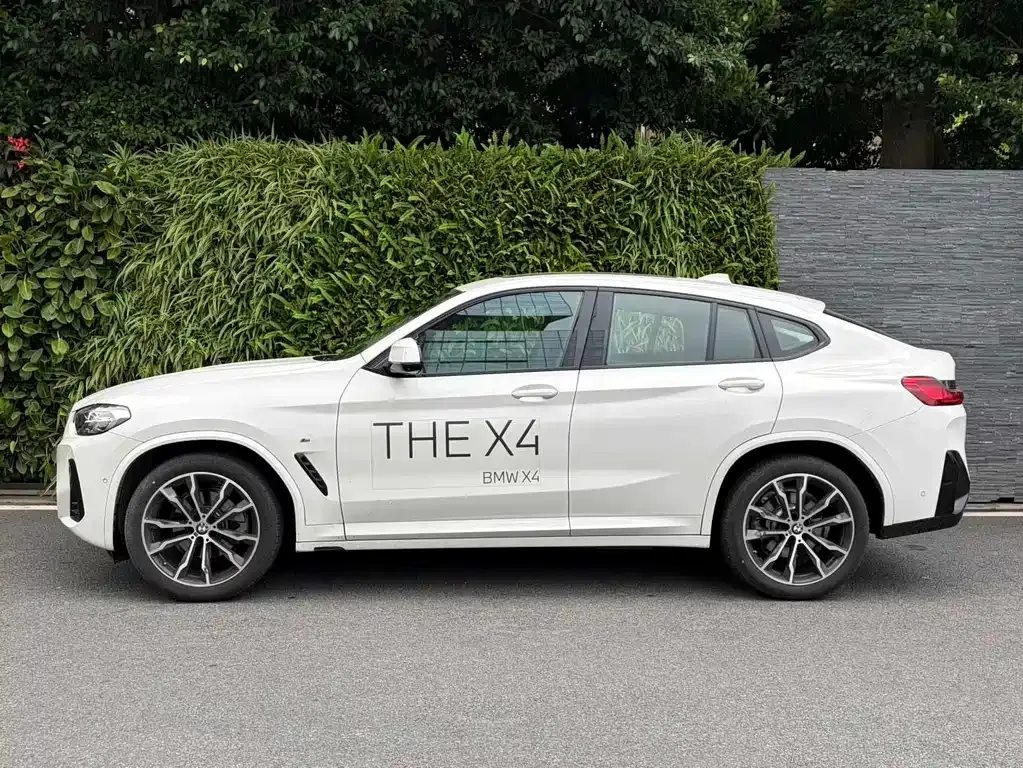 BMW X4 — фото 7