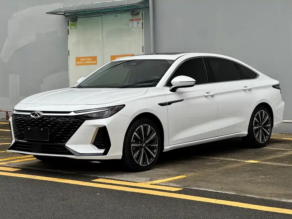 Chery Arrizo 8