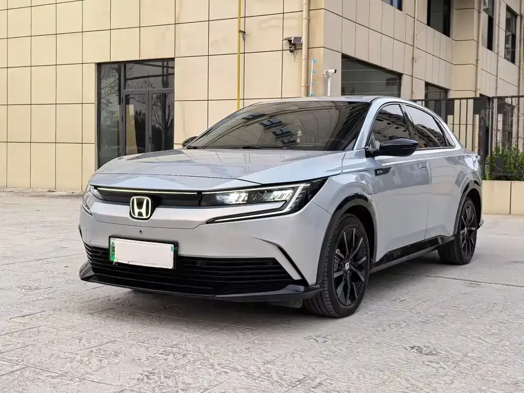 Honda e:NP2