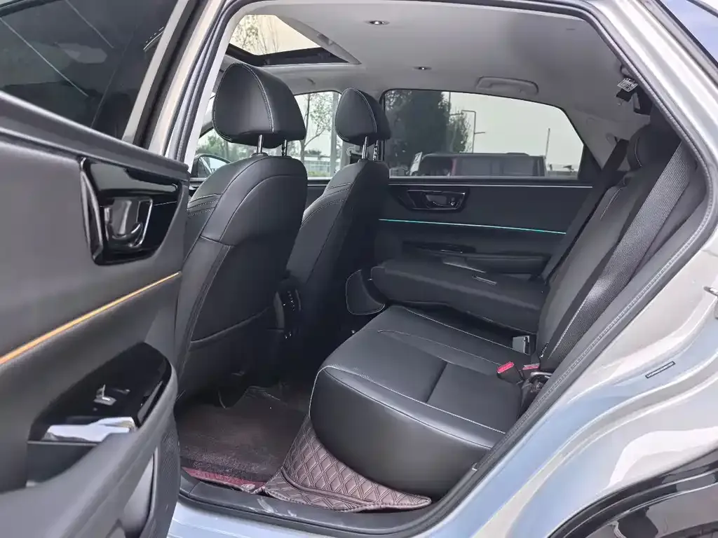 Honda e:NP2 2024 из CN, фото 6