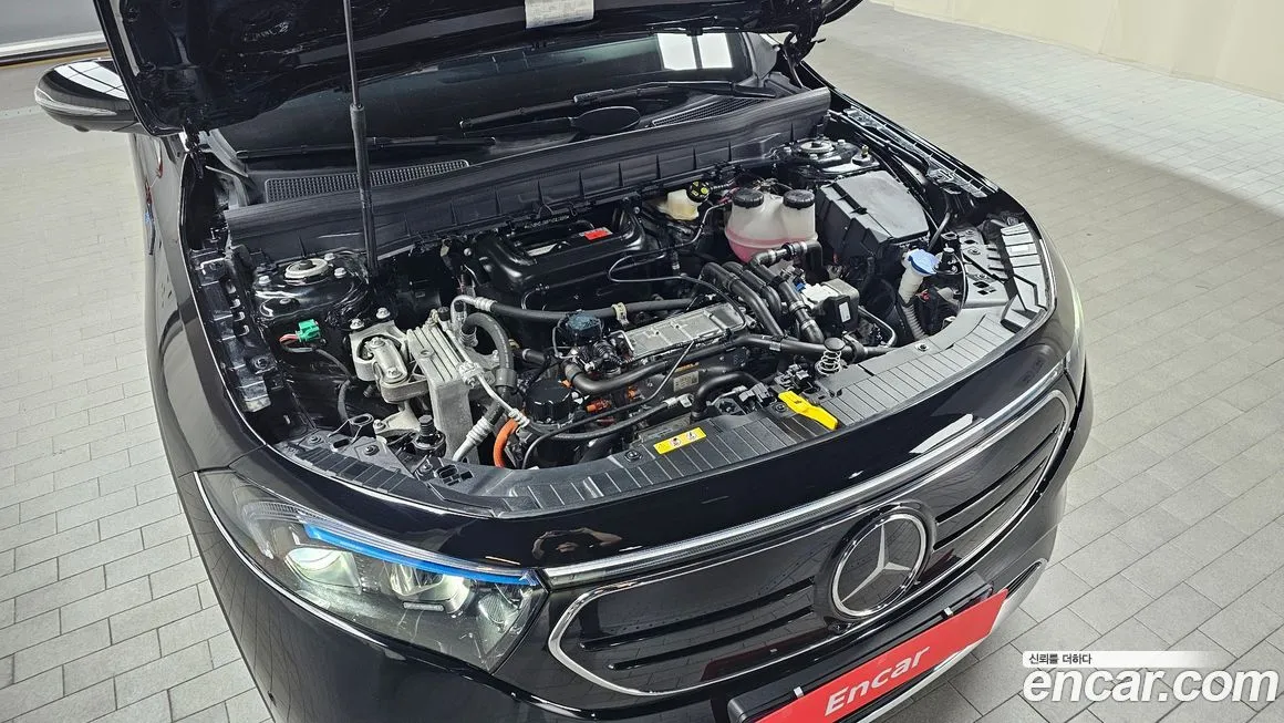 Mercedes-Benz EQB 2023 из KR, фото 8