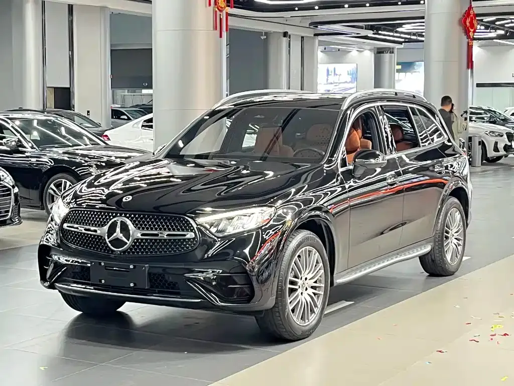 Mercedes-Benz GLC — фото 1