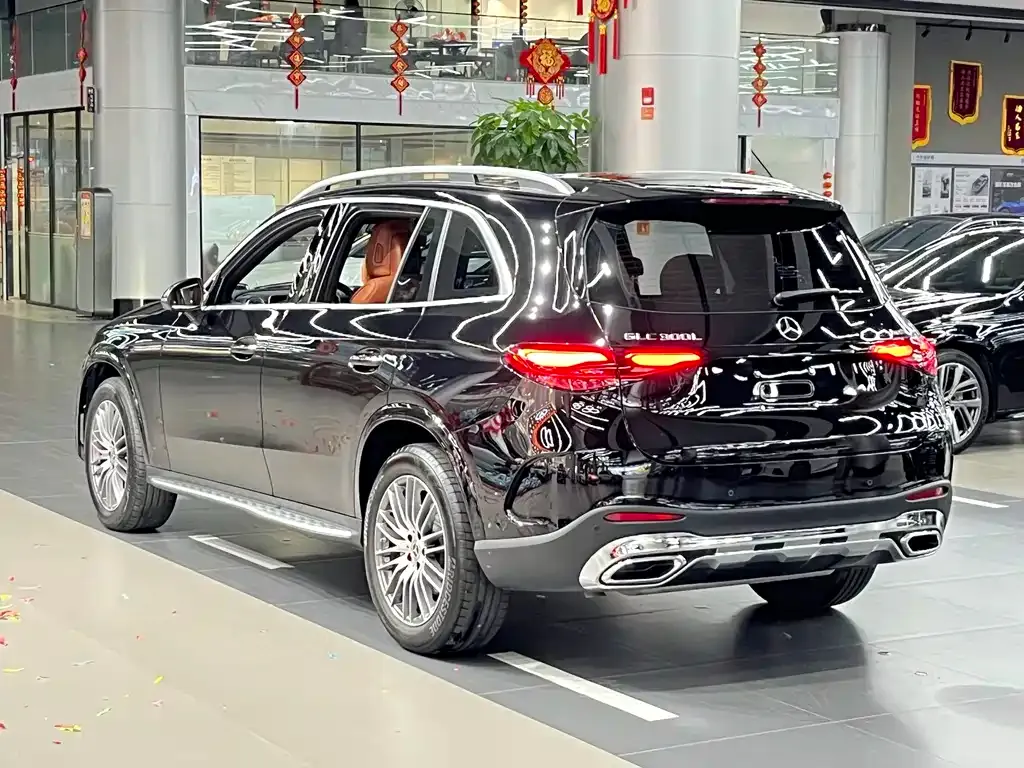 Mercedes-Benz GLC — фото 10