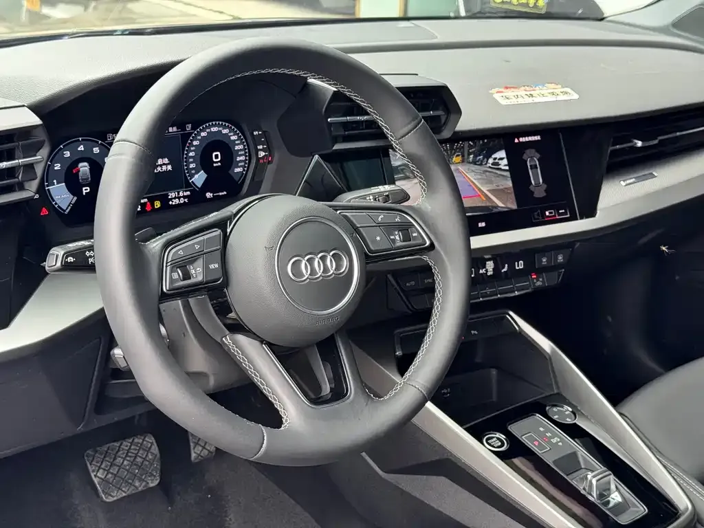 Audi A3 — фото 2