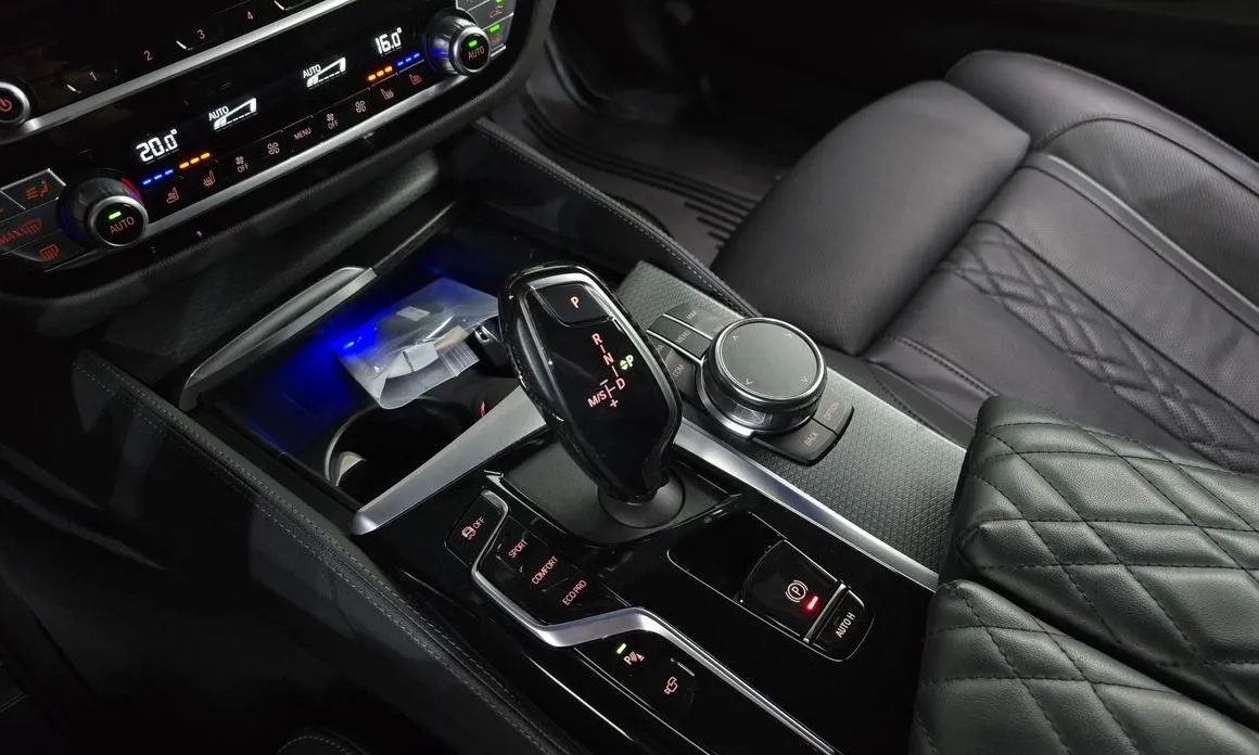 BMW 5-Series 2023 из KR, фото 6