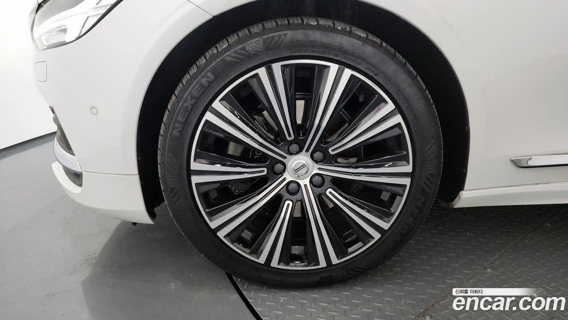Volvo S90 2021 из KR, фото 4
