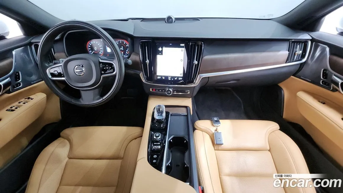 Volvo S90 2021 из KR, фото 3
