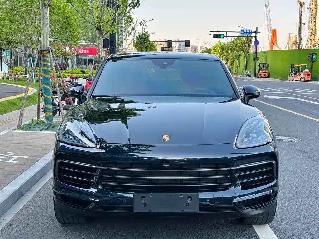 Porsche Cayenne Hybrid — фото 4