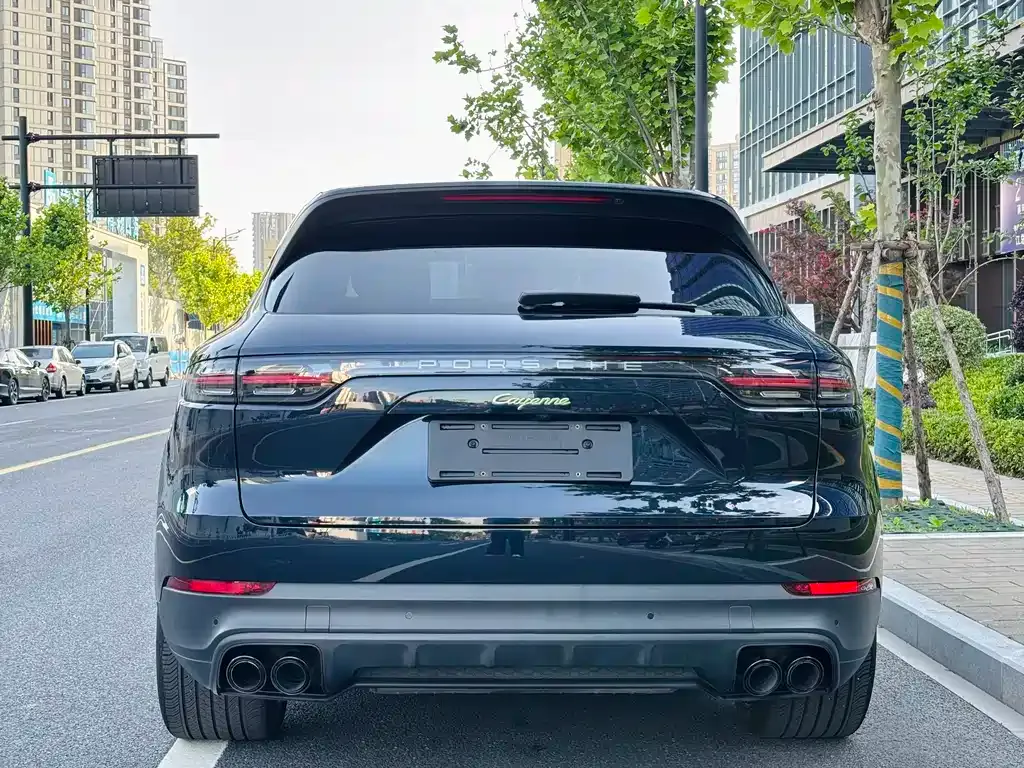 Porsche Cayenne Hybrid — фото 8