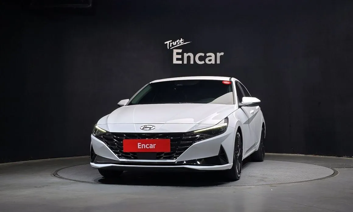 Hyundai AVANTE — фото 3