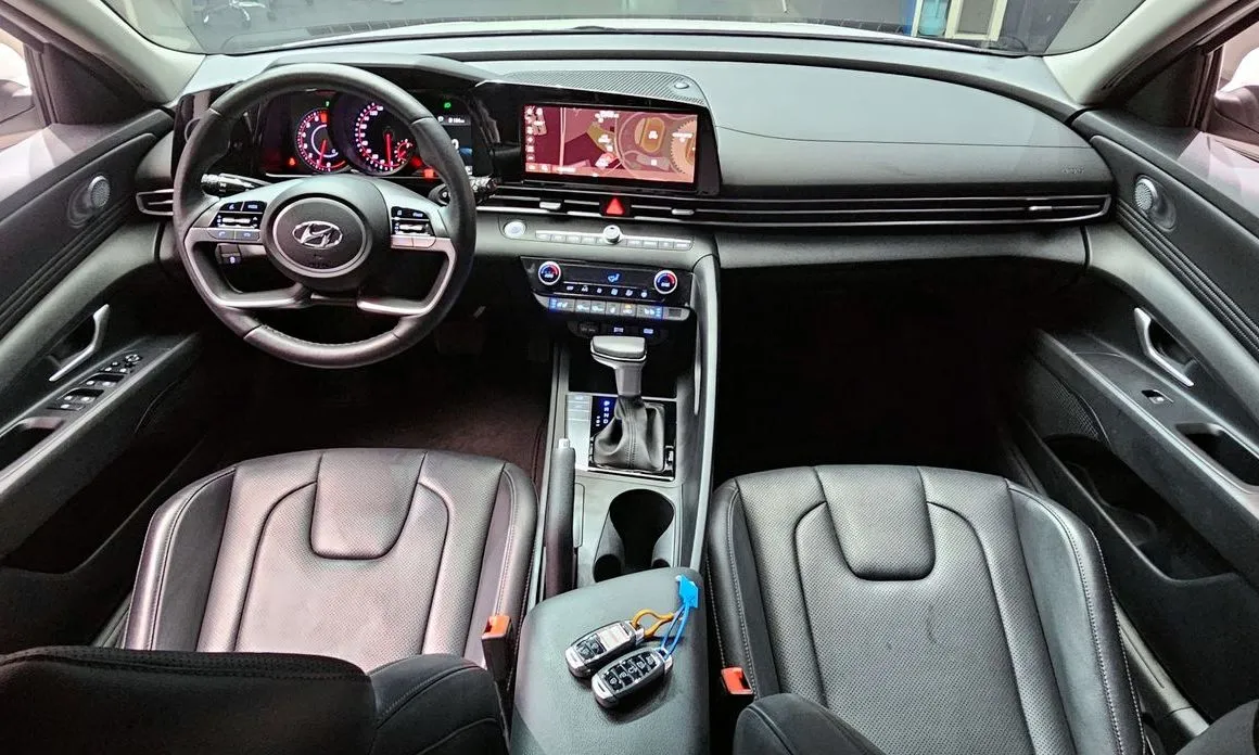 Hyundai AVANTE — фото 2