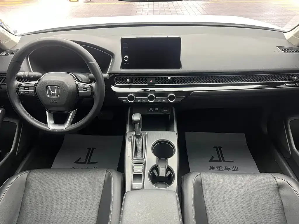 Honda Civic 2023 из CN, фото 9
